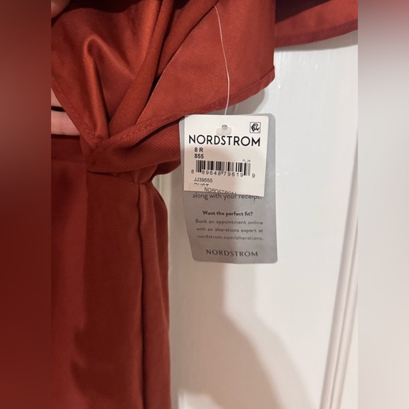 Julia Jordan Flutter Sleeve Twist Front V Neck Sheath Dress in Rust - Picture 6 of 8